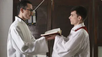 Felix: Altar Training